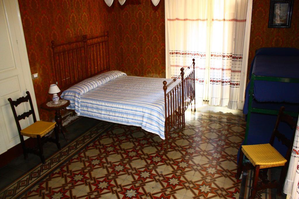 B&B Sotto i Pini Zafferana Etnea Camera foto